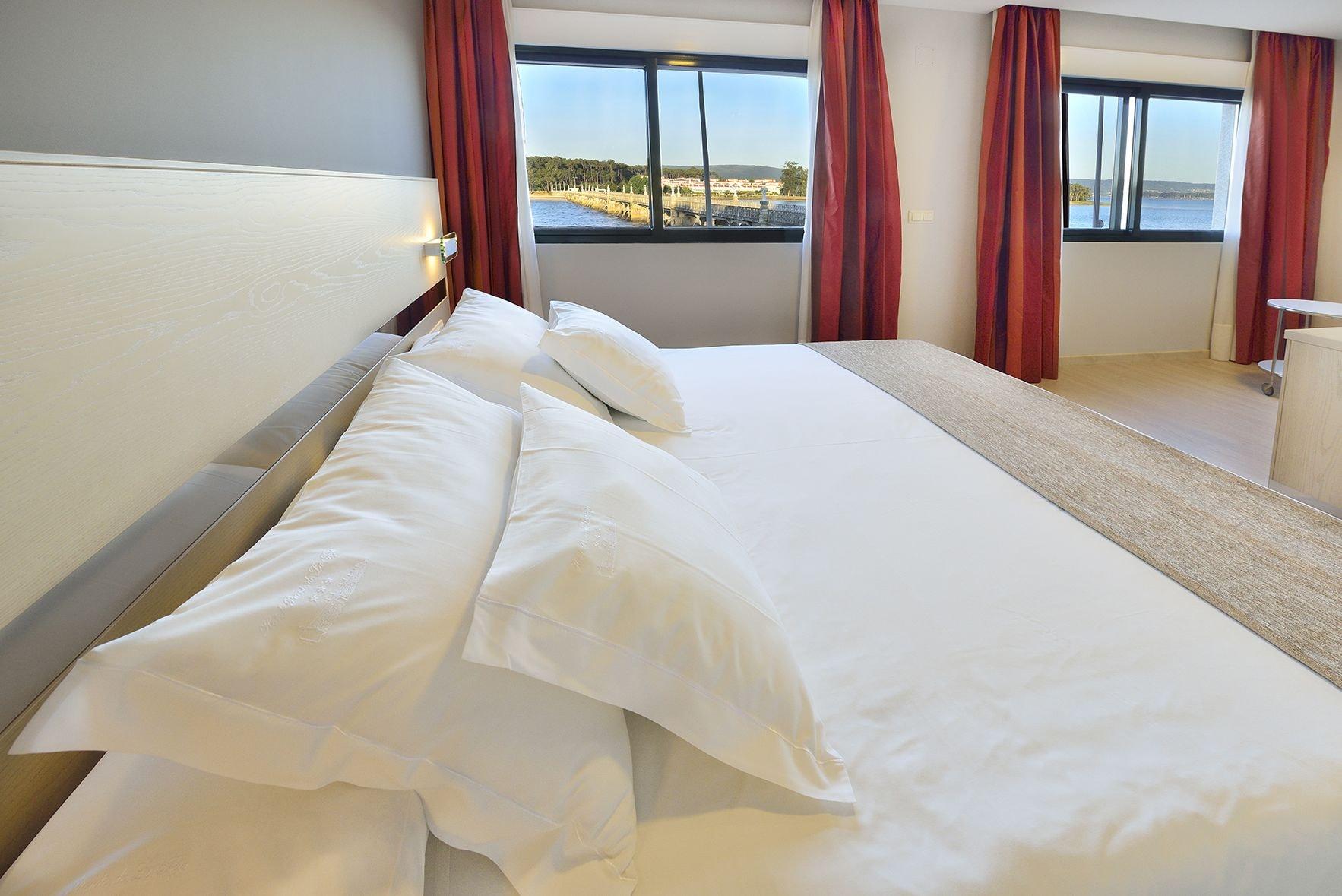 Hotel Puente De La Toja โอโกรเบ ภายนอก รูปภาพ